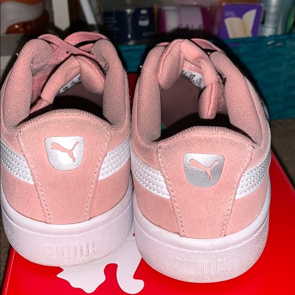 Pumas - Picture 4 of 4